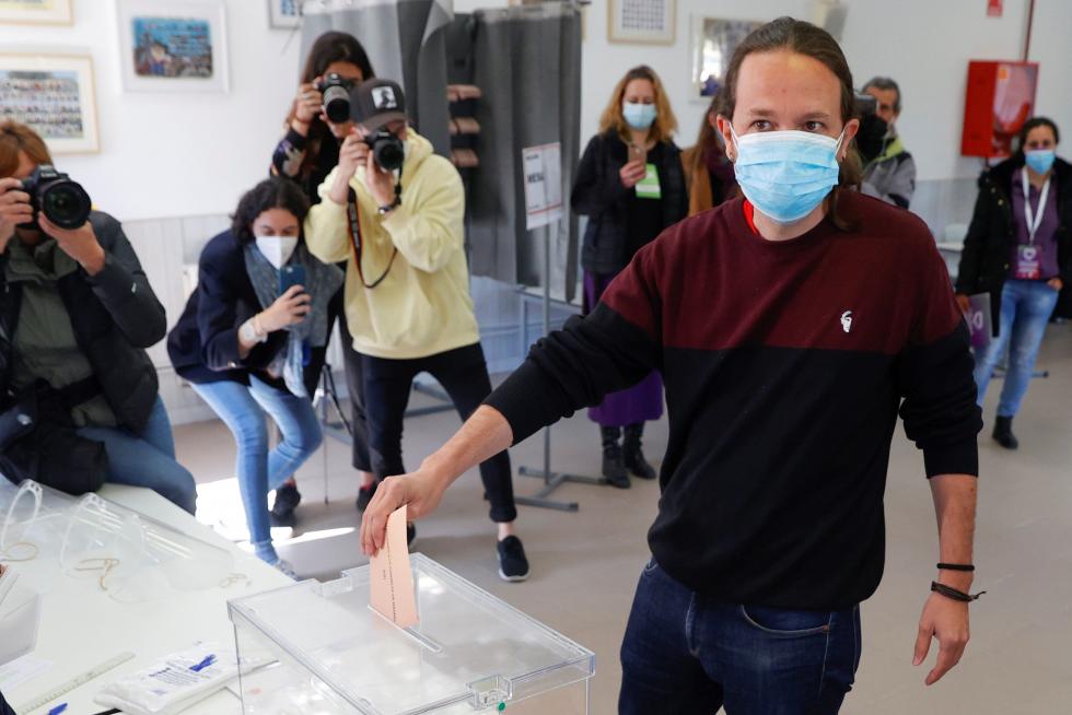 Largas colas y una alta participación en este 4M