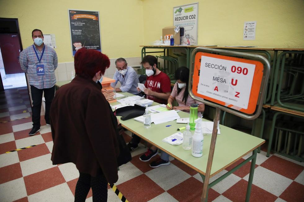 Largas colas y una alta participación en este 4M