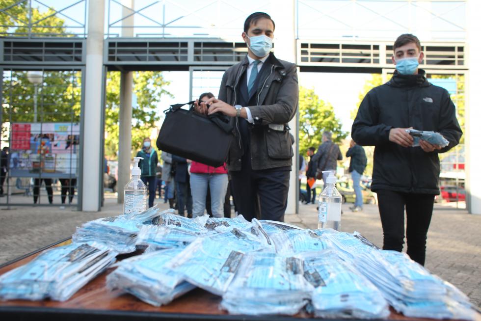 Largas colas y una alta participación en este 4M