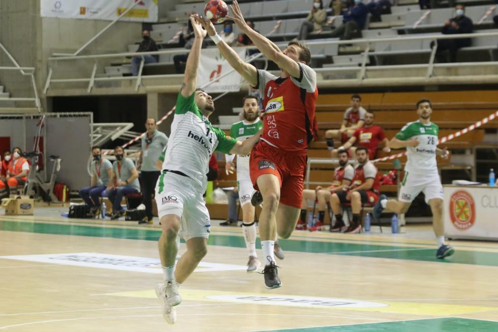 Empate en el Palacio de los Deportes de Huesca