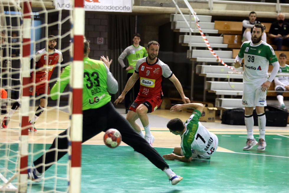 Empate en el Palacio de los Deportes de Huesca.
