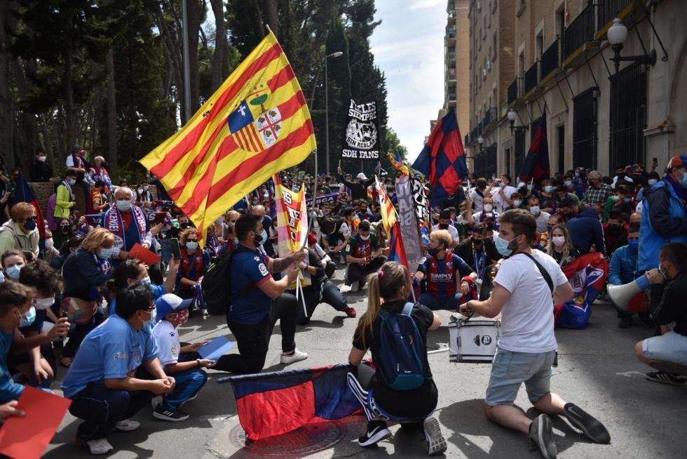 La hinchada azulgrana deja escucha su rugido