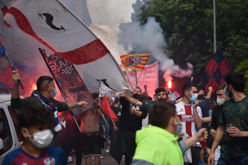 La hinchada azulgrana deja escuchar su rugido