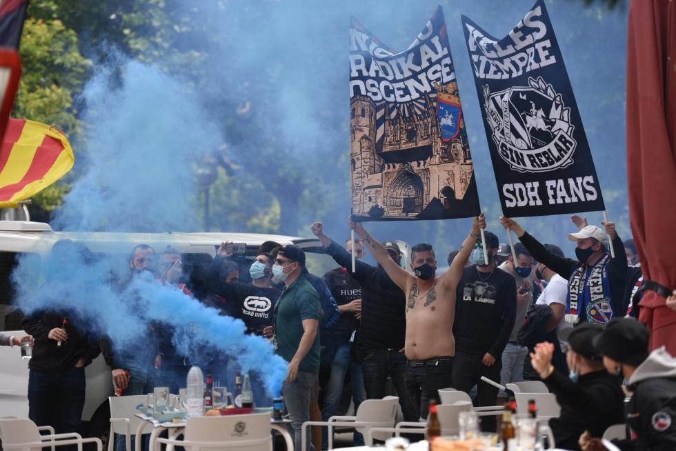 La hinchada de los azulgranas toma las calles.