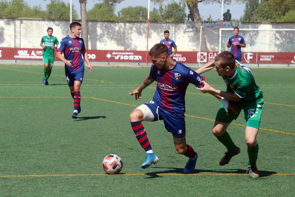 Se desborda la alegría, el equipo oscense ha conseguido su sueño.