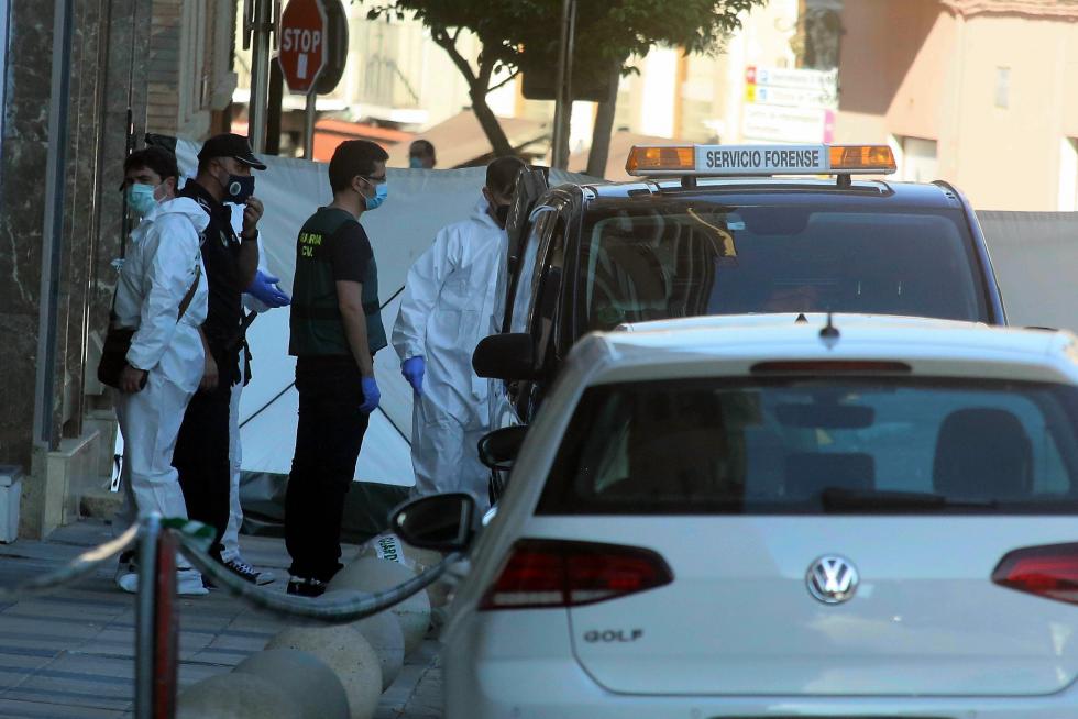 Una mujer ha sido asesinada presuntamente por su pareja