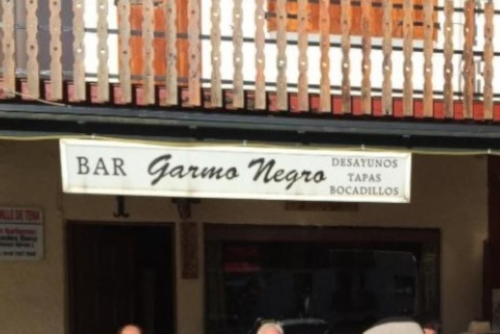 Bar Garmo Negro.
