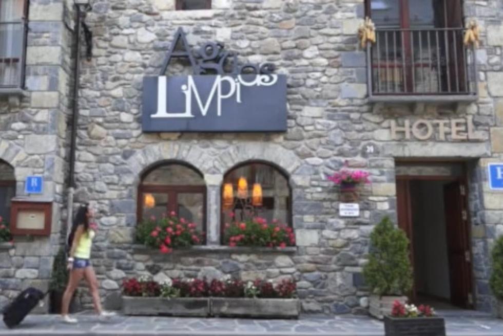 Hotel Aguas Limpias.