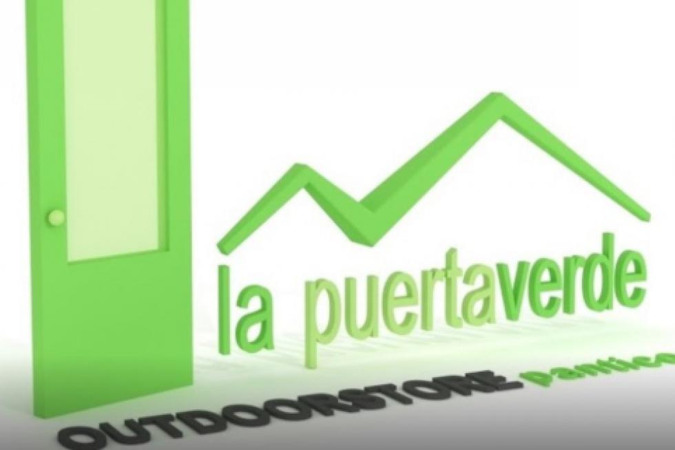 La Puerta Verde.