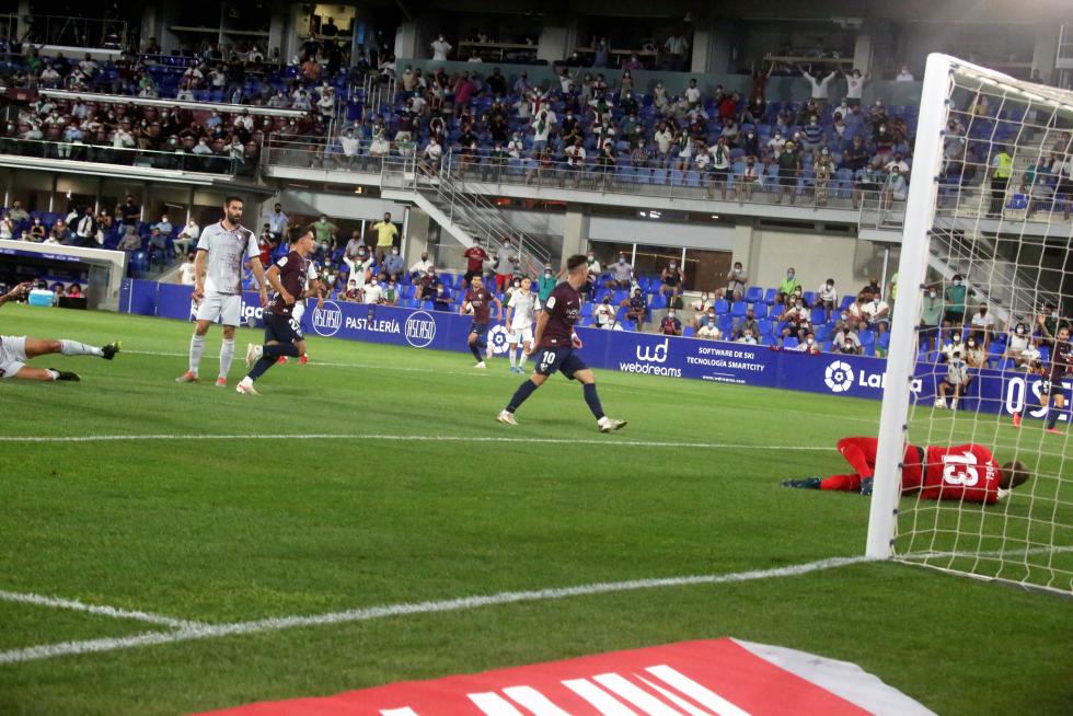 sd Huesca- 2 Eibar 0
13 -8 - 21
foto pablos egura