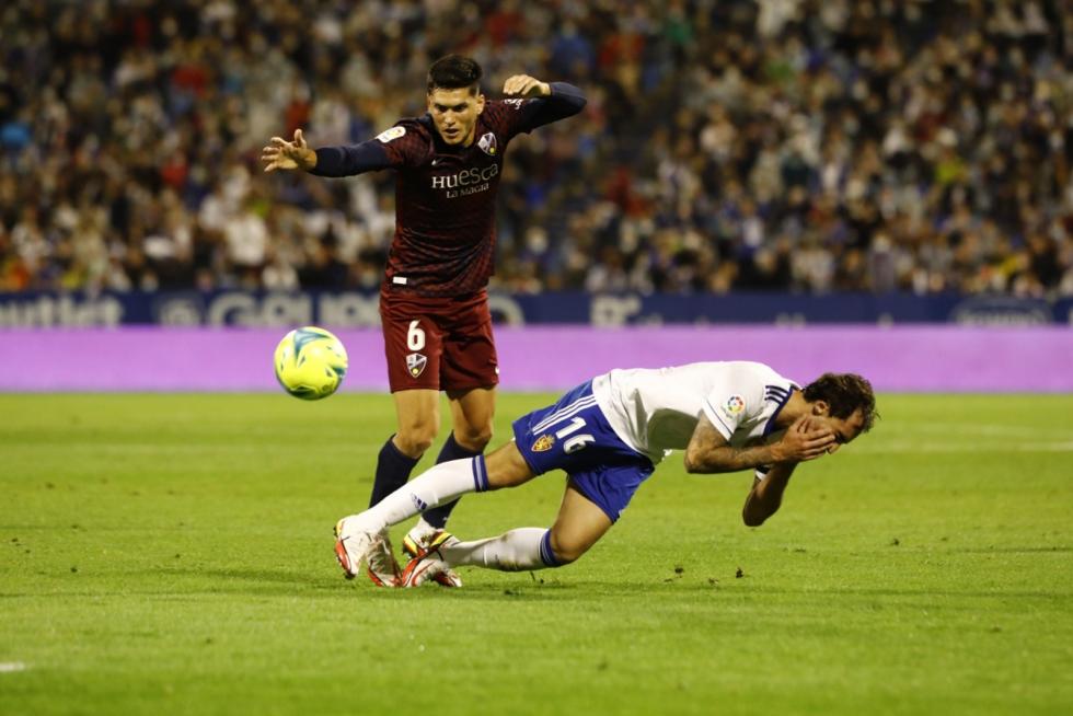 El Huesca se enfrenta al Zaragoza en la Romareda.