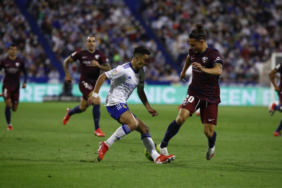 El Huesca se enfrenta al Zaragoza en la Romareda.