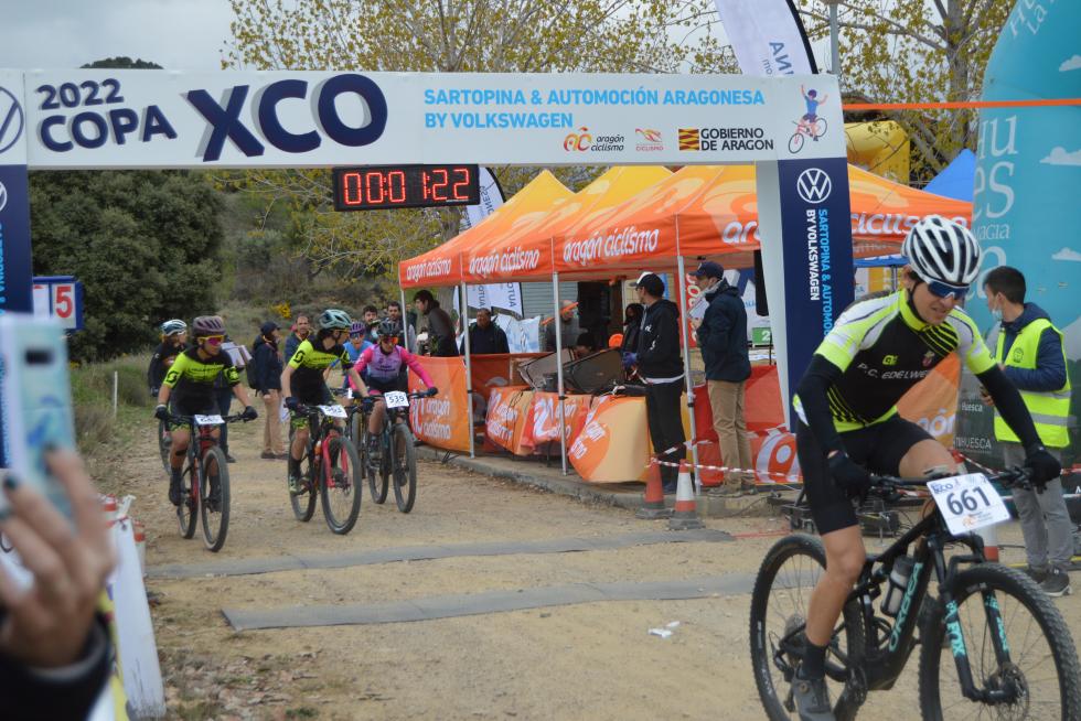 Casi dos centenares y medio de bikers han tomado parte en una gran mañana de ciclismo.