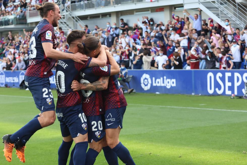 El Huesca marca el primer tanto del encuentro