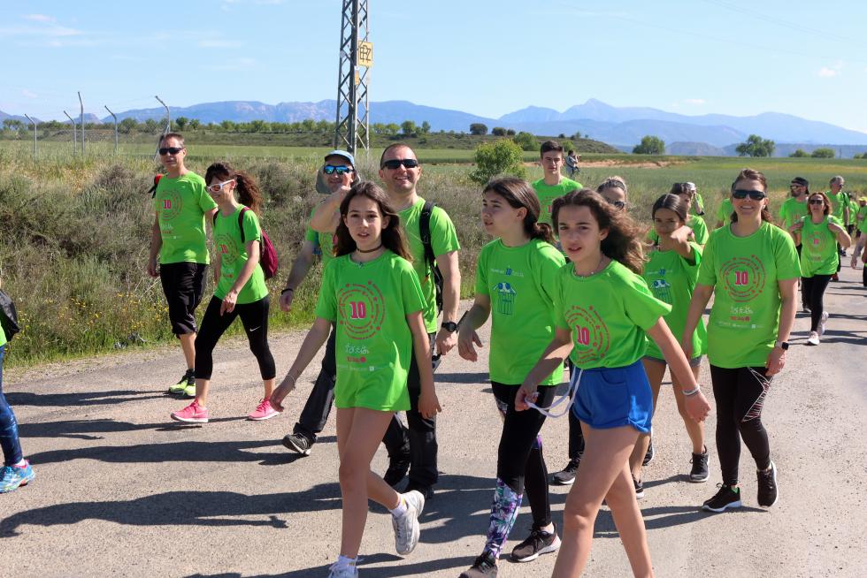 Los "marchosos" recorren los 18 kilómetros de la ruta