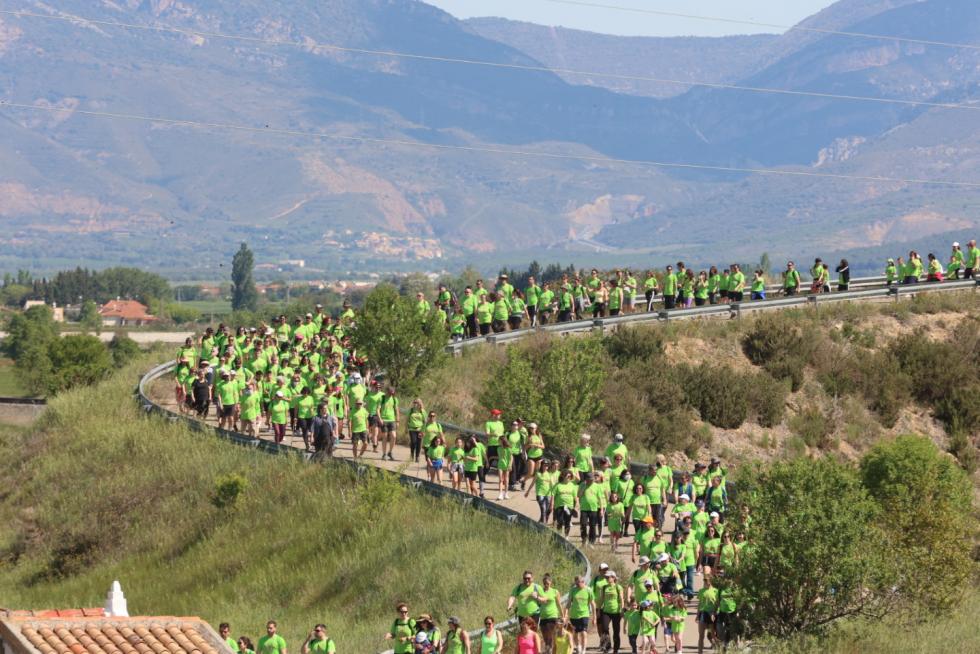 Los "marchosos" recorren los 18 kilómetros de la ruta