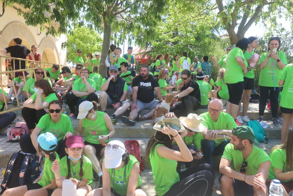 Los "marchosos" recorren los 18 kilómetros de la ruta