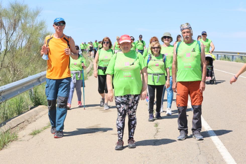Los "marchosos" recorren los 18 kilómetros de la ruta