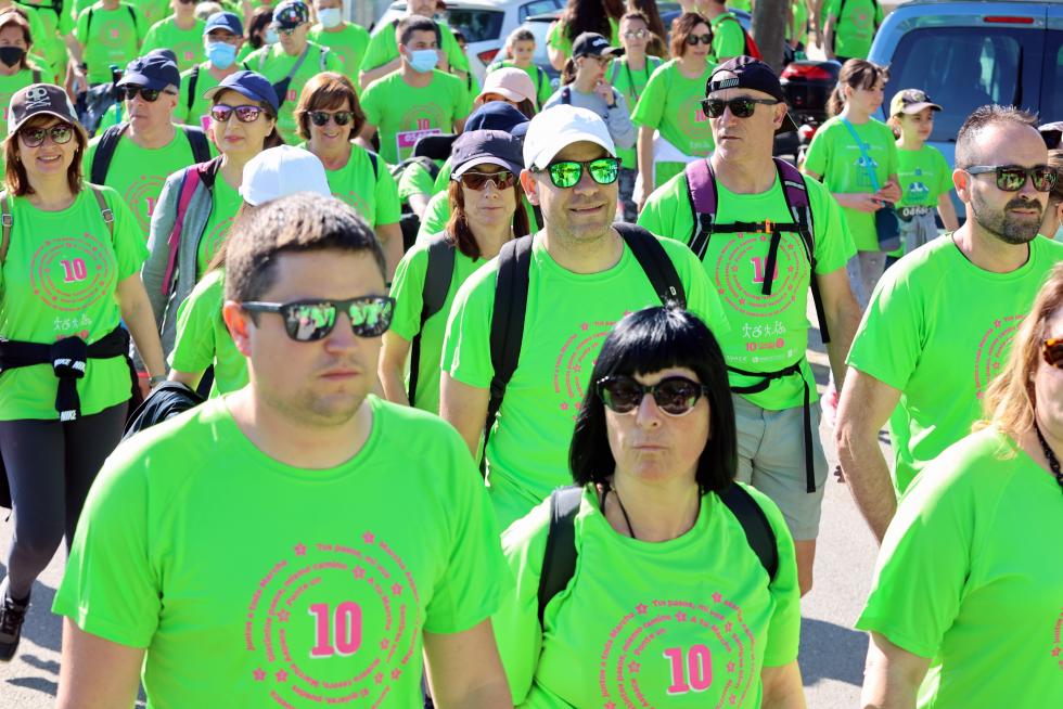 Los "marchosos" recorren los 18 kilómetros de la ruta