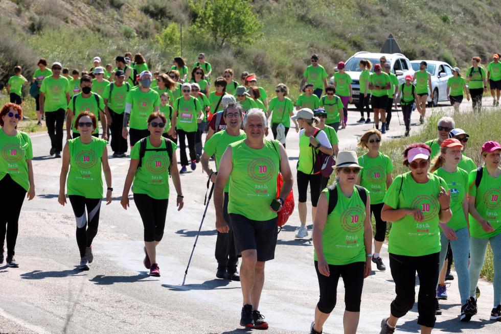Los "marchosos" recorren los 18 kilómetros de la ruta