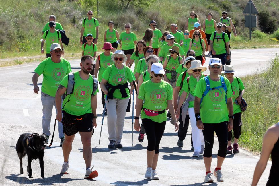 Los "marchosos" recorren los 18 kilómetros de la ruta
