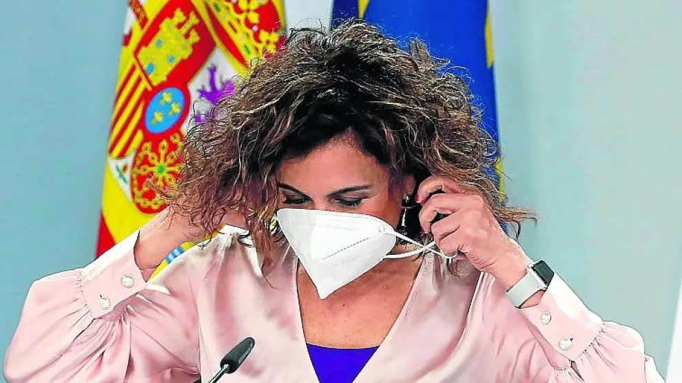 La ministra María Jesús Montero ayer durante la rueda de prensa tras el Consejo de Ministros.