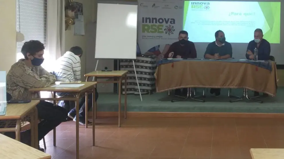 Presentación de la Mesa de Responsabilidad Social de la Zona Oriental de Huesca, en Peralta de la Sal.