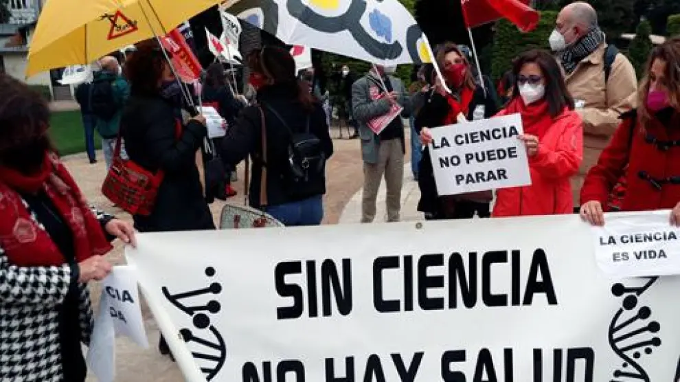 Los investigadores se manifestaron ayer en diferentes ciudades españolas.