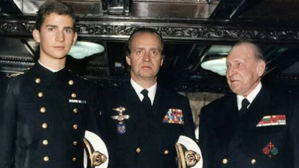 El príncipe Felipe, Juan Carlos I y Juan de Borbón, tres generaciones de la familia