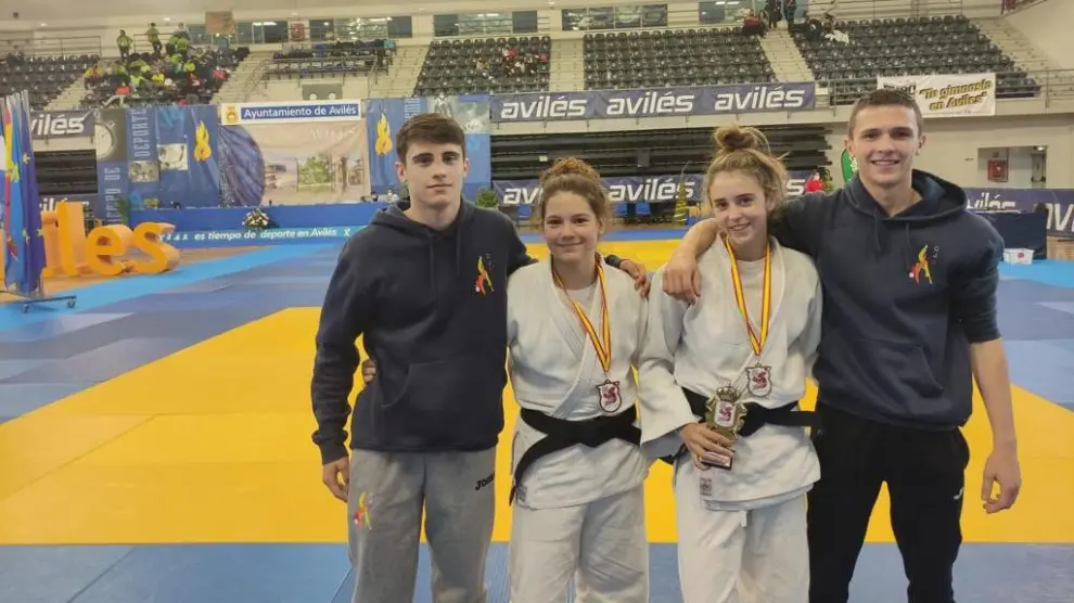 Cadetes del Judo Binéfar medallistas en Asturias