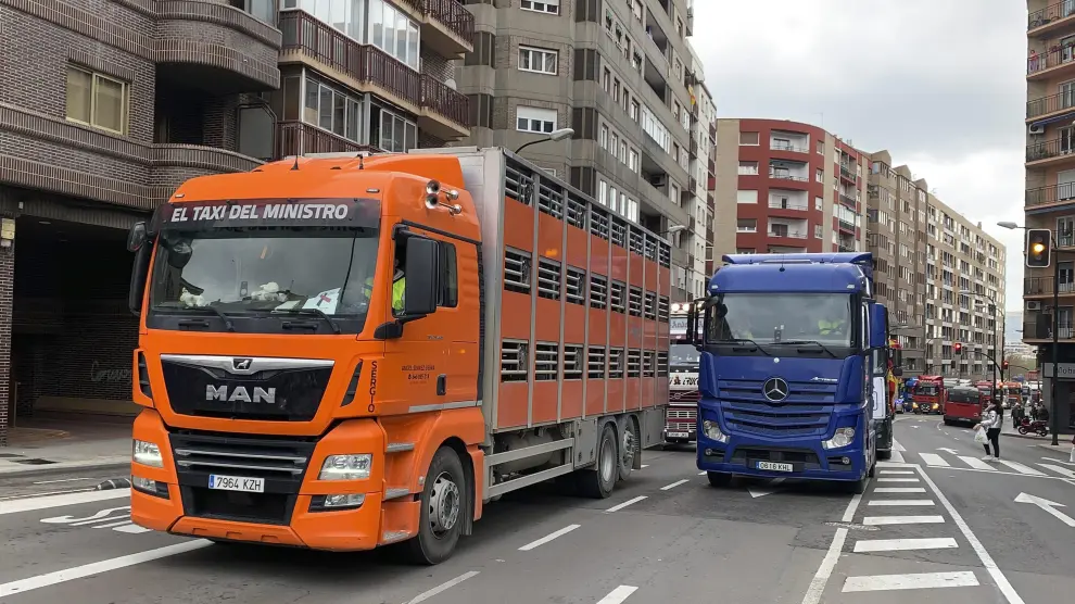 Los camiones han recorrido las calles de la ciudad.