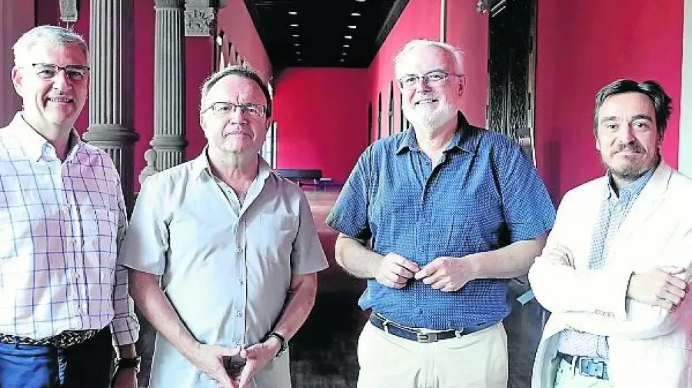 Javier Giralt (director del proyecto), José Domingo Dueñas (Cátedra Ferrández d’Heredia), José Ignacio López (Política Lingüística de la dga) y Nacho Escuín ( Instituto de Estudios-DPT).