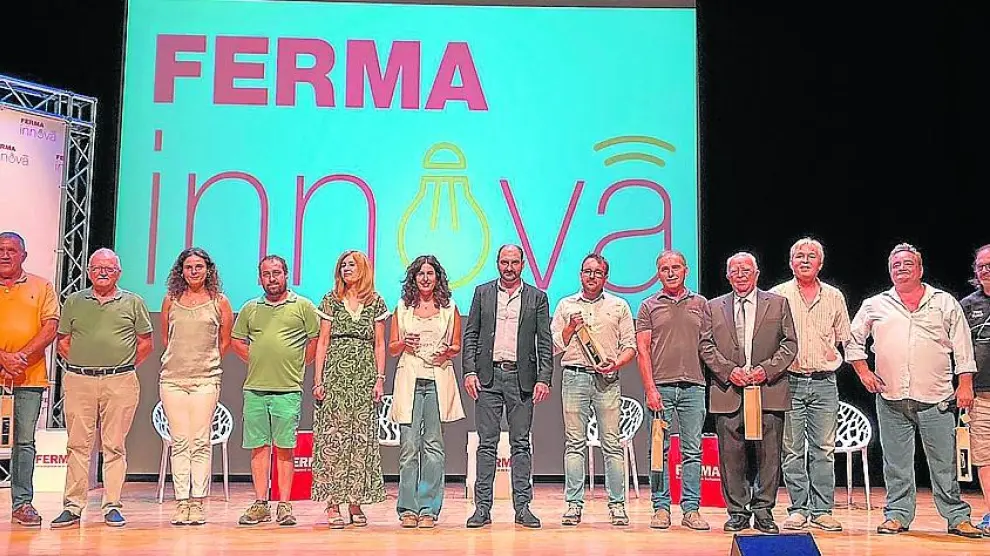 Galardonados en la jornada de Ferma Innova, ayer, en el Centro de Congresos de Barbastro.