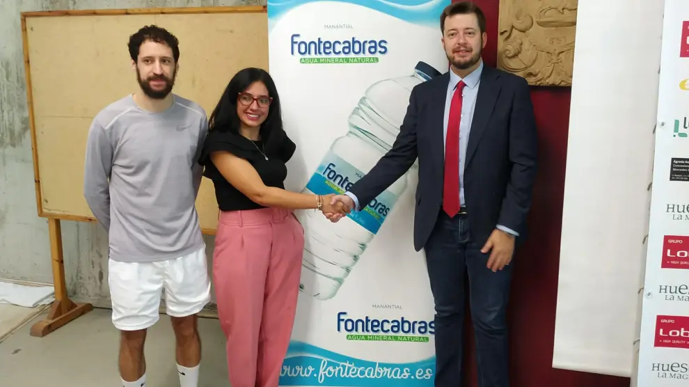Santi Cerdán, Sandra Val y Antonio Orús, en la presentación del patrocinio de Fontecabras.