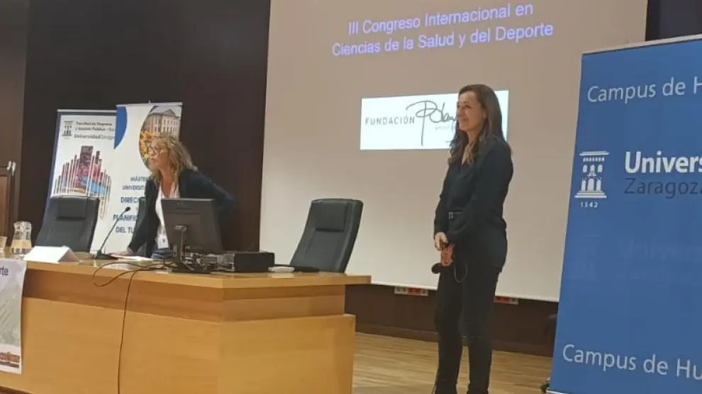 La exesquiadora Lola Fernández ofreció la última sesión del tercer congreso en el Campus de Huesca