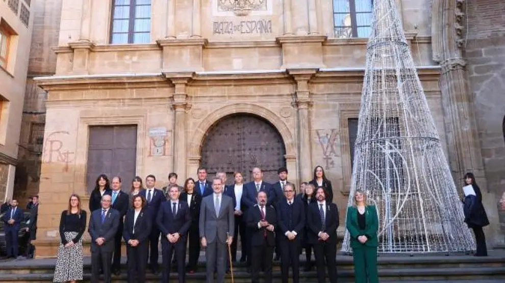 El Rey Felipe VI ha presidido en Alcañiz el acto de conmemoración del 50 aniversario de la Uned.