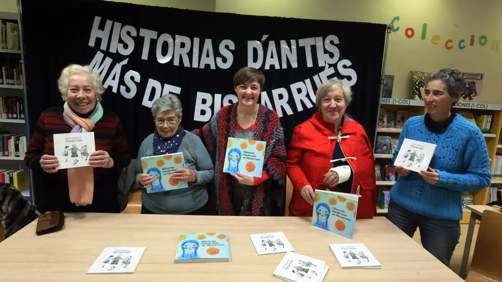 Imagen del acto de presentación del libro, este miércoles en Huesca.