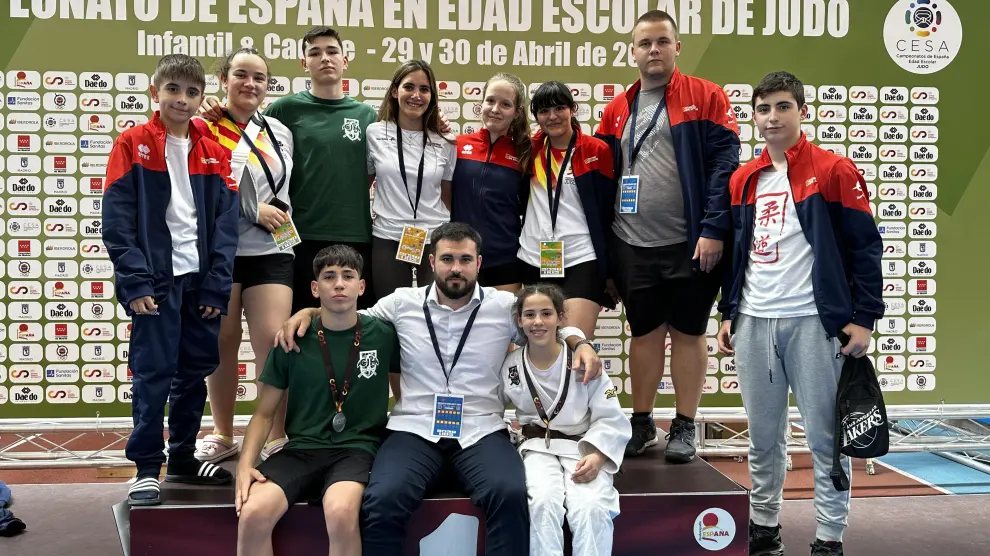 Equipo del Club Judo Huesca