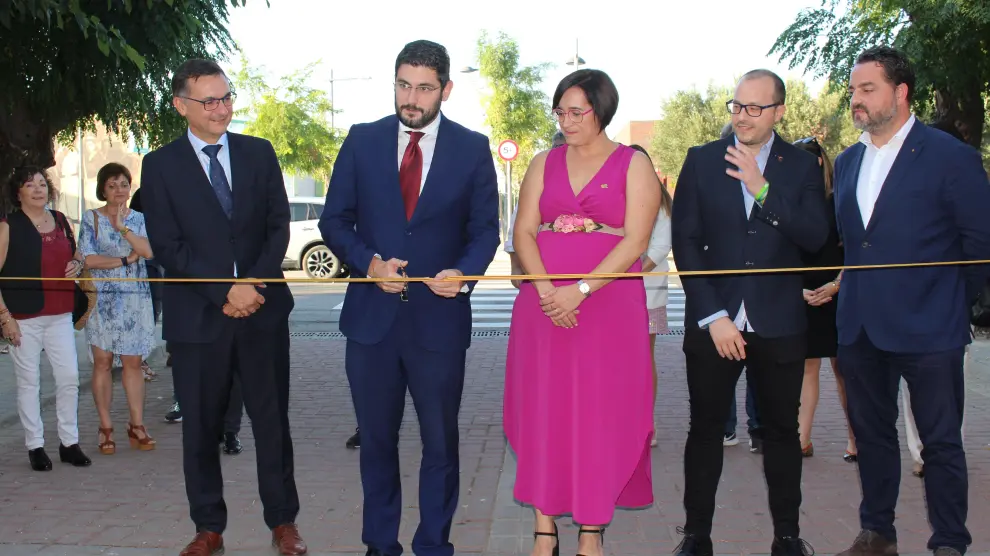 Fermín Civiac, Alejandro Nolasco, Patricia Rivera, Miguel Ángel Pascual y David Arranz, en la inauguración.