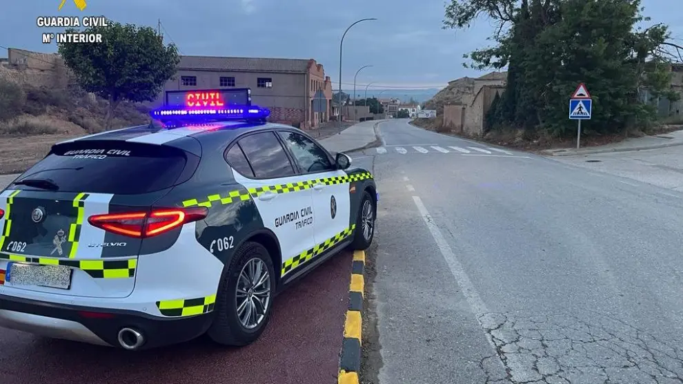 Patrulla de la Guardia Civil, en un control carretero.