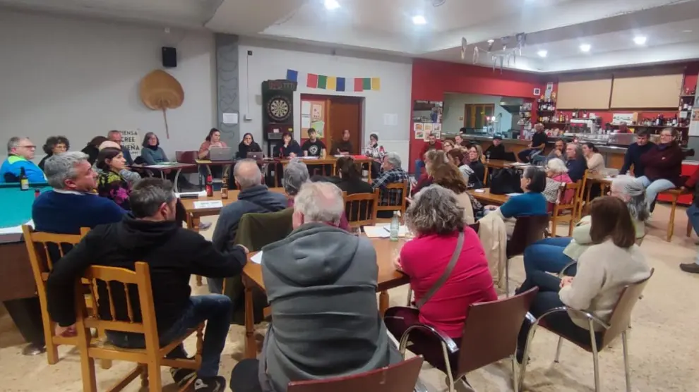 Foto de su última asamblea celebrada por la plataforma.