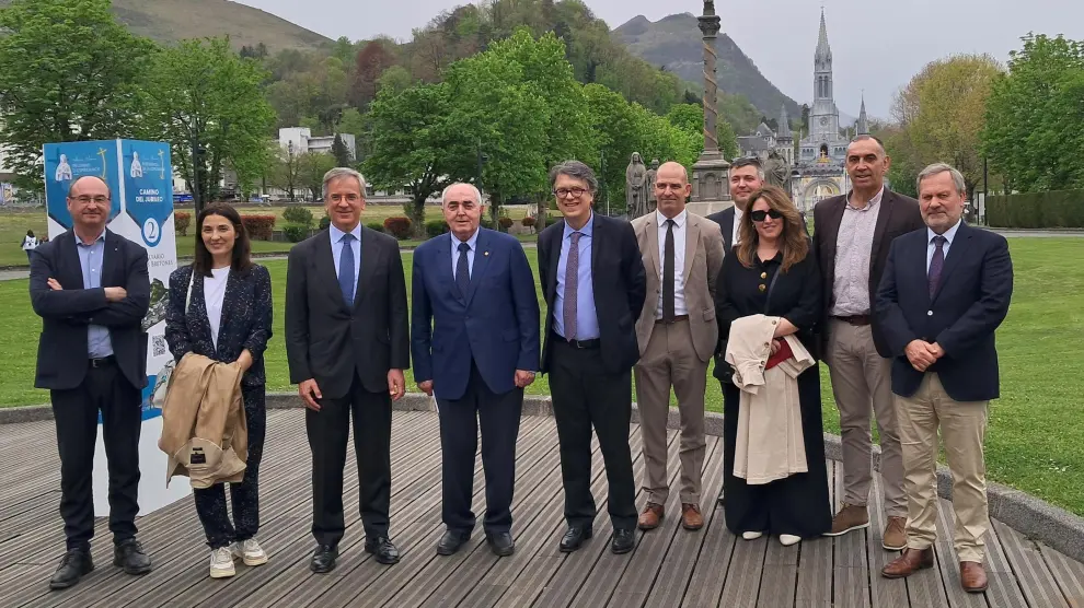 Los presidentes de ambas entidades, François-Xavier Brunet y Manuel Rodríguez, el cónsul general de España en Pau, Alberto Carnero, y varios miembros electos y responsables técnicos han participado en la reunión mantenida este lunes.<br>