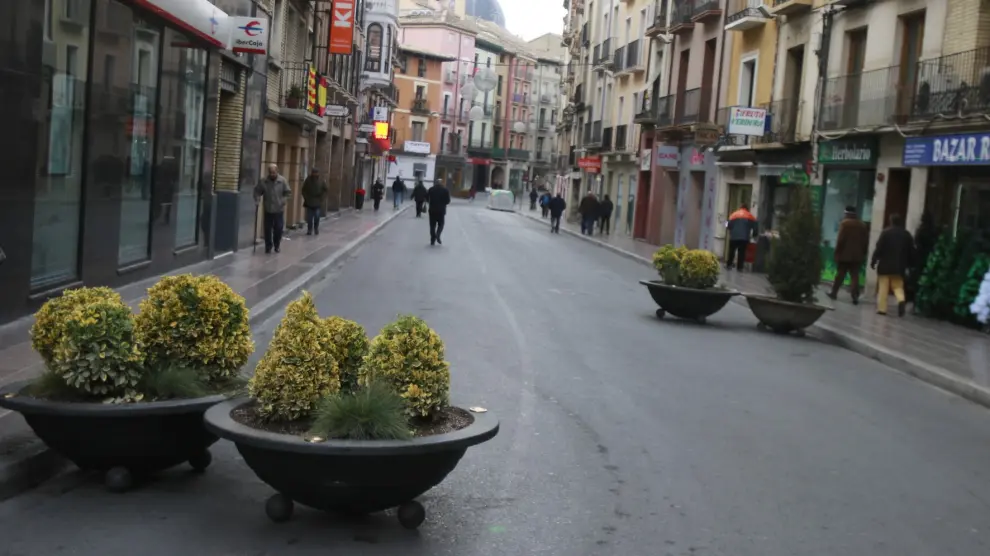 El comercio de Huesca prepara un plan piloto para recuperar locales vacíos