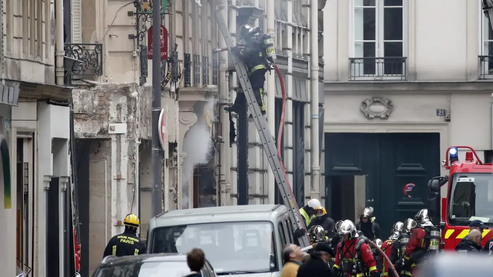 Una española muere en una explosión de gas en el centro de París