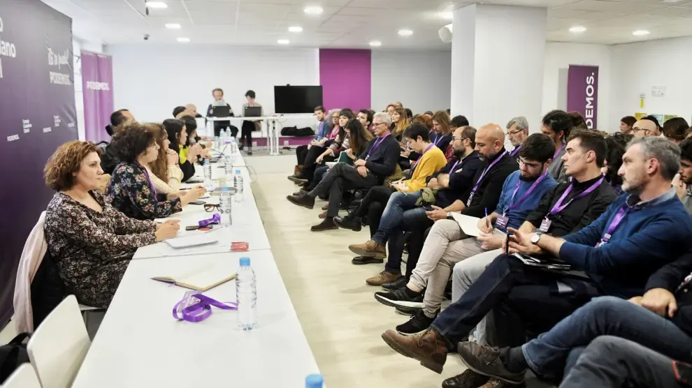 Los barones de Podemos piden negociar con Íñigo Errejón
