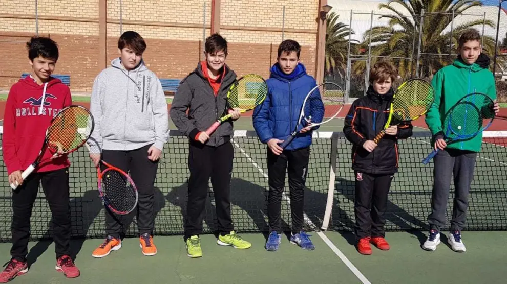 Los cadetes de la Zoiti Toyota y SMA pasaron la ronda de tenis de los Campeonatos de Aragón