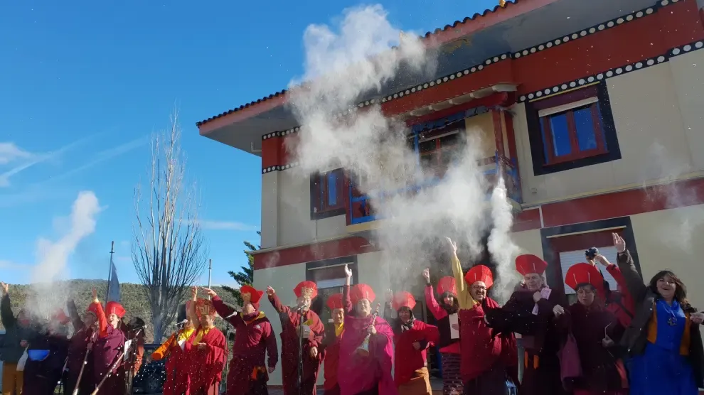 El centro budista de Panillo celebra el Año del Ratón de Metal