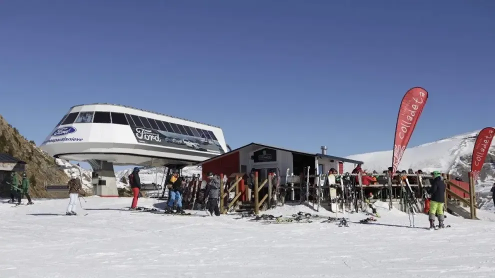Las estaciones de esquí de Aramón esperan abrir al cien por cien este fin de semana