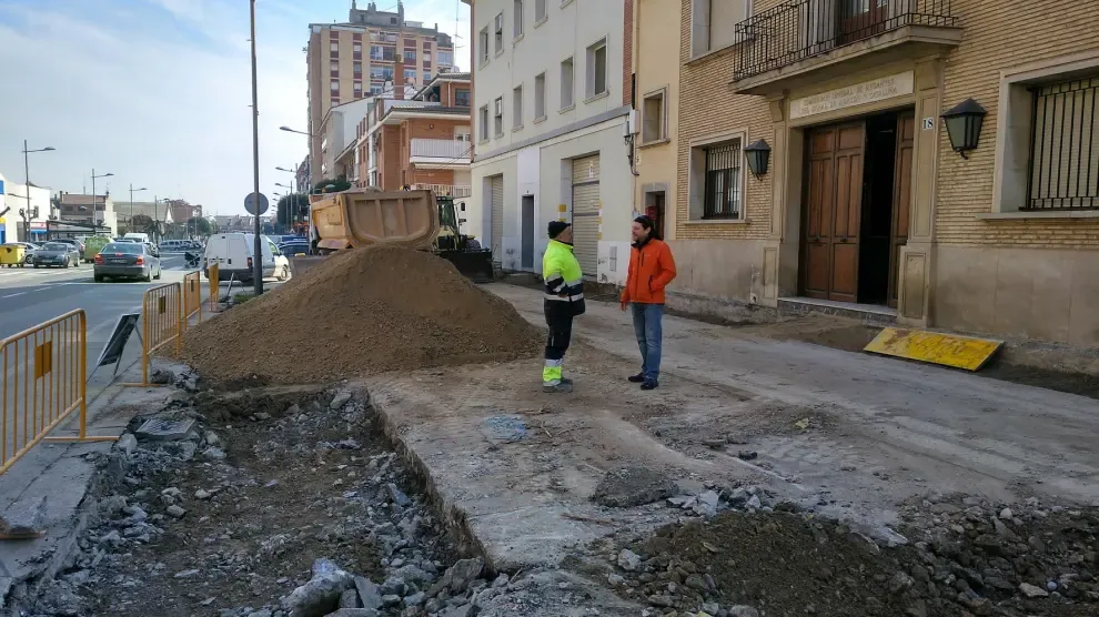 El Ayuntamiento de Binéfar opta por unas baldosas que limpian el aire de gases nocivos
