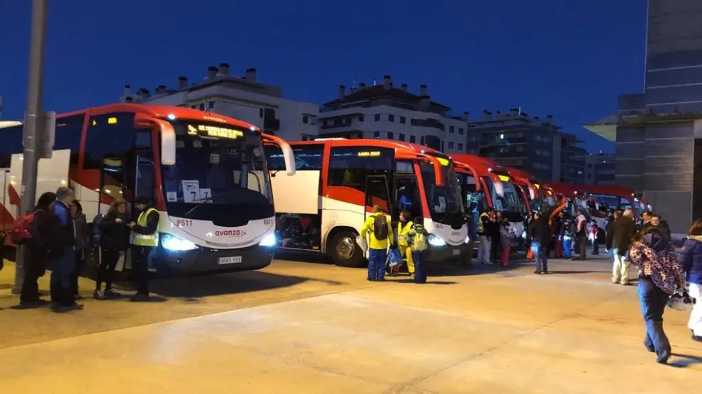 Quince autobuses viajan a las estaciones de Formigal y Panticosa para disfrutar de la Semana Blanca